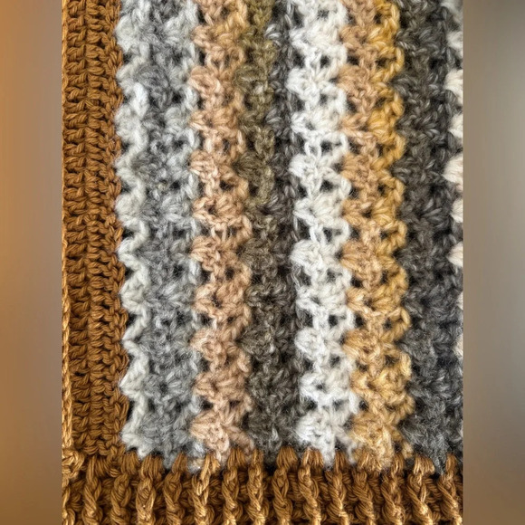 Vintage Sweater Vest Women's Size OS Brown White Gray Boho Hippie Festival Cozy - Picture 3 of 8